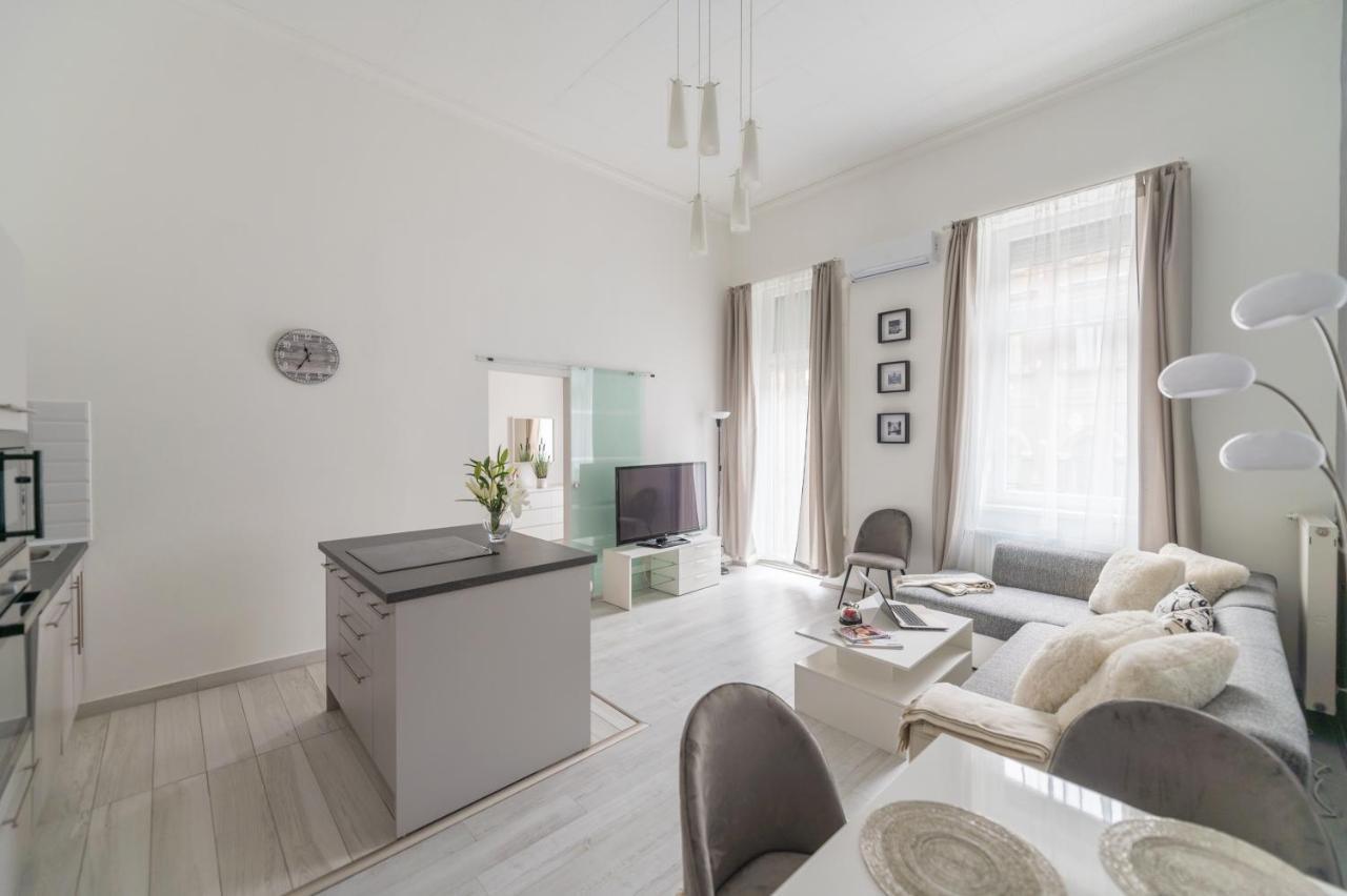 Apartamento Downtown Gem Aircond Close To Heroes' Square *