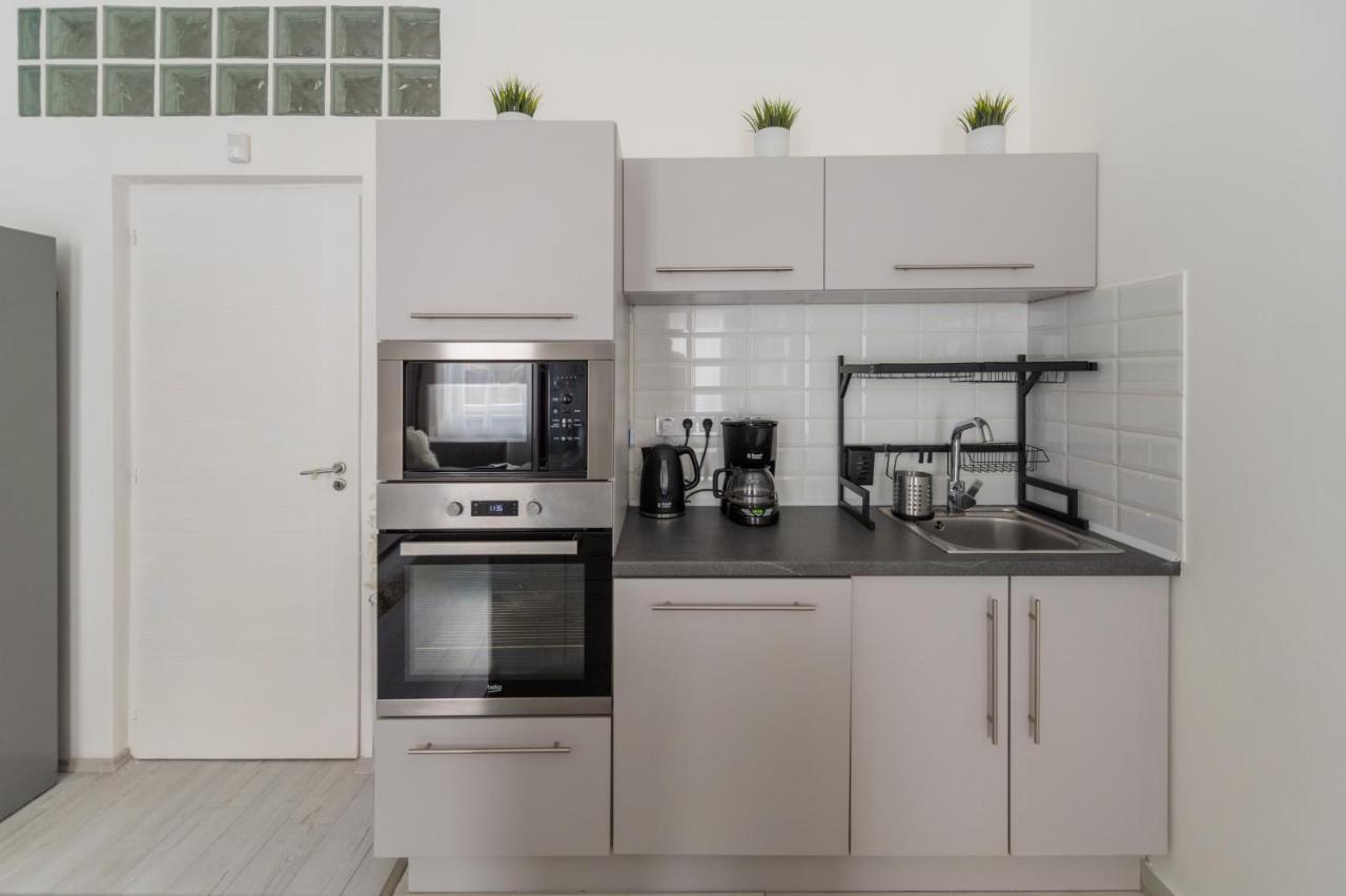 Downtown Gem Aircond Close To Heroes' Square Apartamento Budapeste