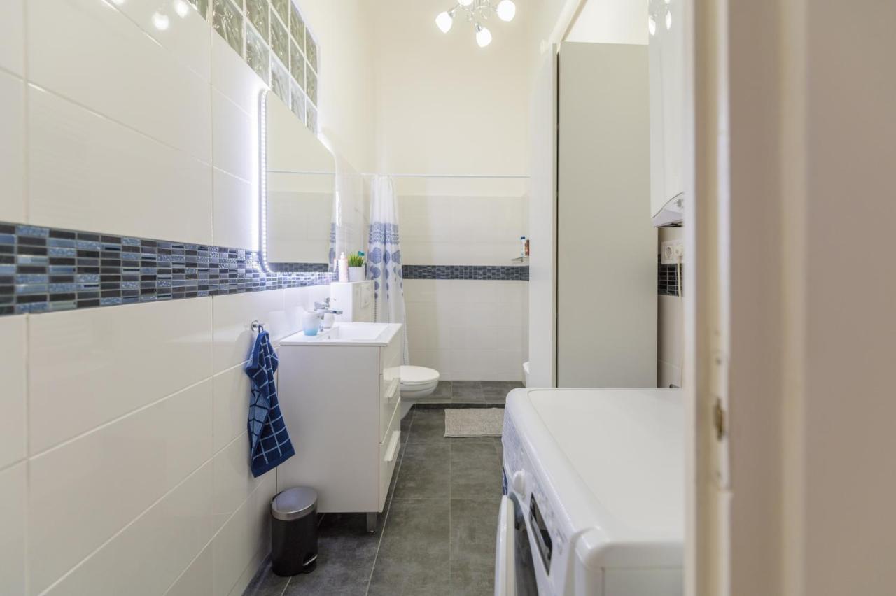 Downtown Gem Aircond Close To Heroes' Square Apartamento *