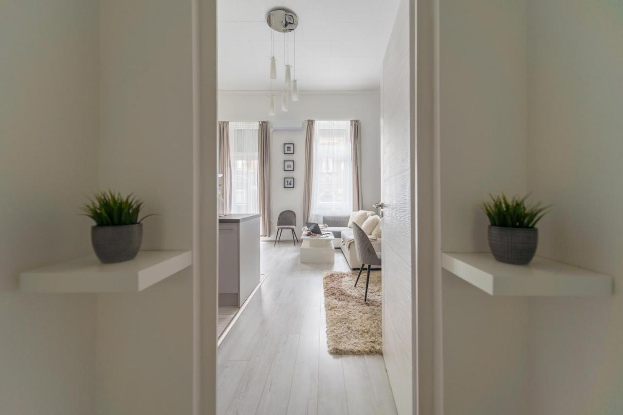 Apartament Downtown Gem Aircond Close To Heroes' Square Budapeszt