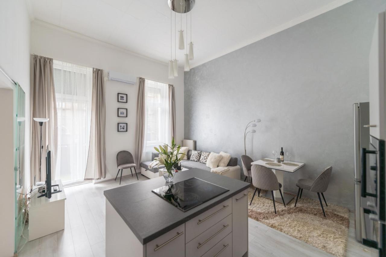 Apartamento Downtown Gem Aircond Close To Heroes' Square Budapeste