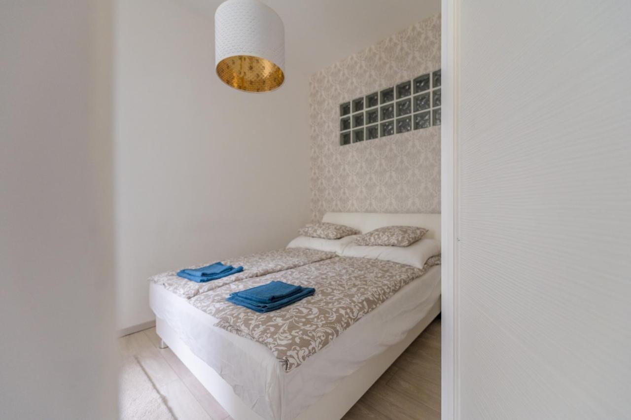 Downtown Gem Aircond Close To Heroes' Square Apartamento