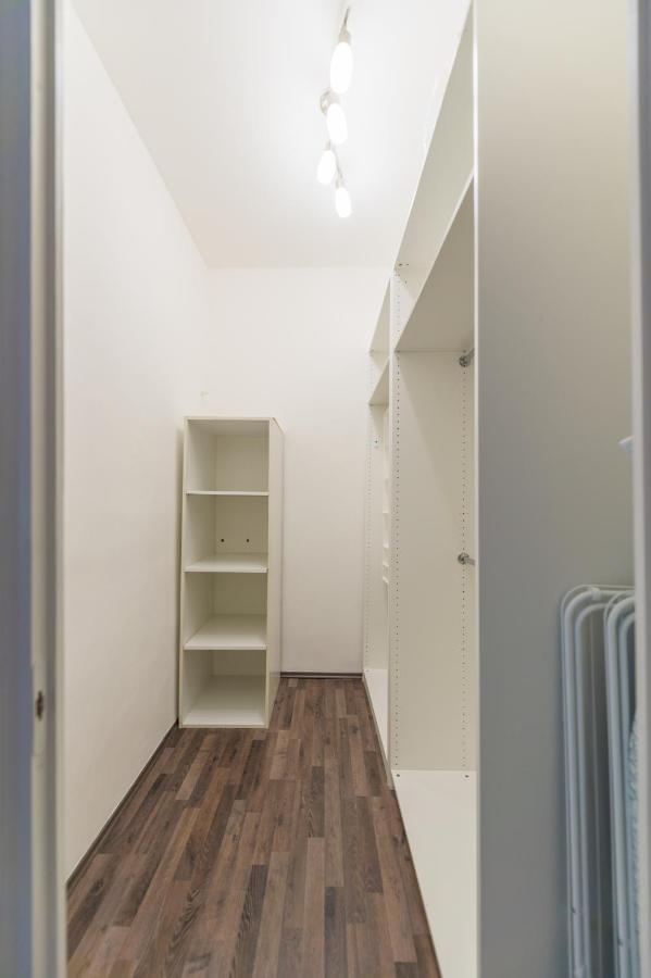 Downtown Gem Aircond Close To Heroes' Square Apartamento Budapeste